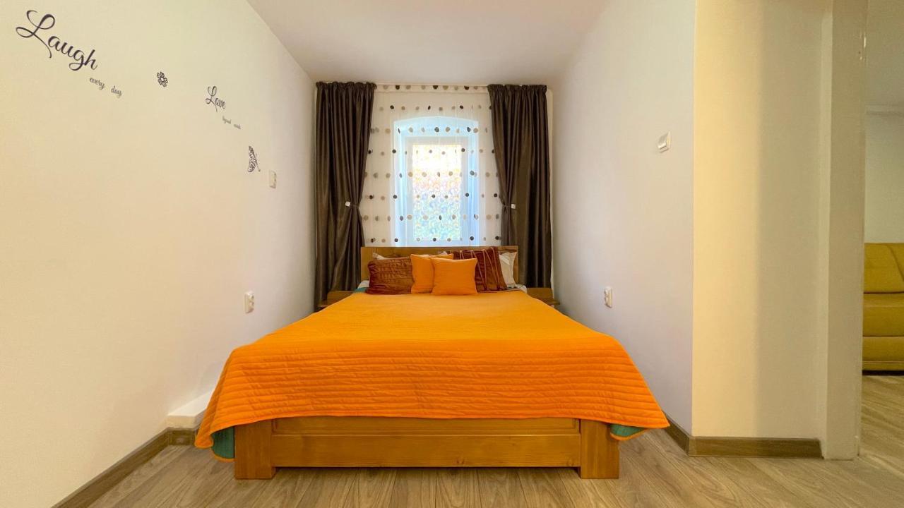 Well Prettyplaces Apartment 001 Μπρασόβ Εξωτερικό φωτογραφία